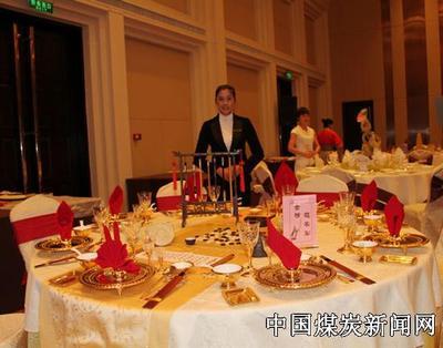 安徽楚源公司王清風(fēng)榮獲全國餐廳服務(wù)技能競賽“優(yōu)秀服務(wù)師”稱號